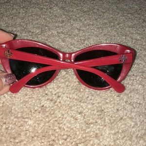 Tory Burch red sunglasses
